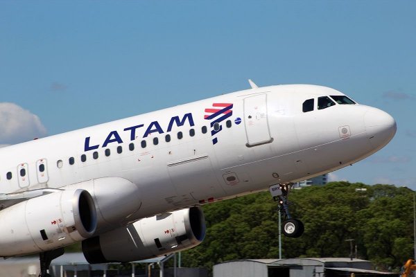Embargan las cuentas de Latam Argentina a pedido de pilotos