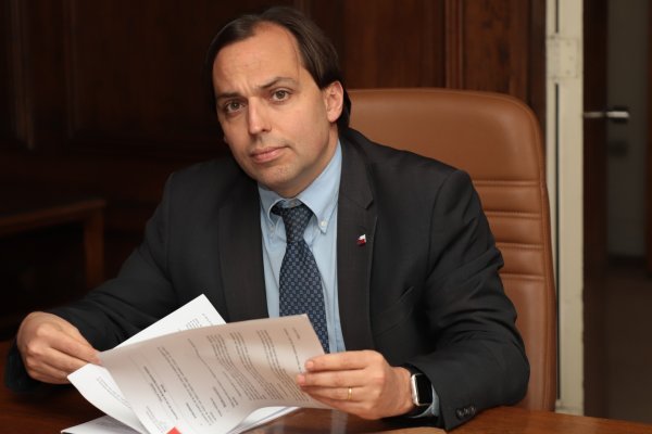 Acevedo destaca esfuerzos para reactivar y que el PIB repunte 5,5% en 2021 con una inversión de 8%