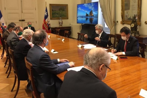 <p>Sutil luego de reunión en La Moneda: “Empresarios reafirmamos compromiso de recuperar empleos a la brevedad”</p>