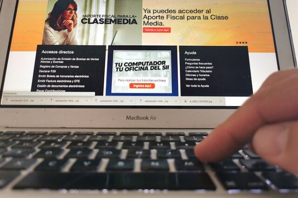 En redes sociales se han constatado críticas al funcionamiento de la plataforma digital del SII.