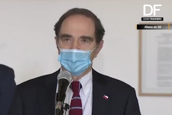 Ministro Larraín: "Vamos a hacer lo posible para que el machi Celestino Córdova deponga la huelga"