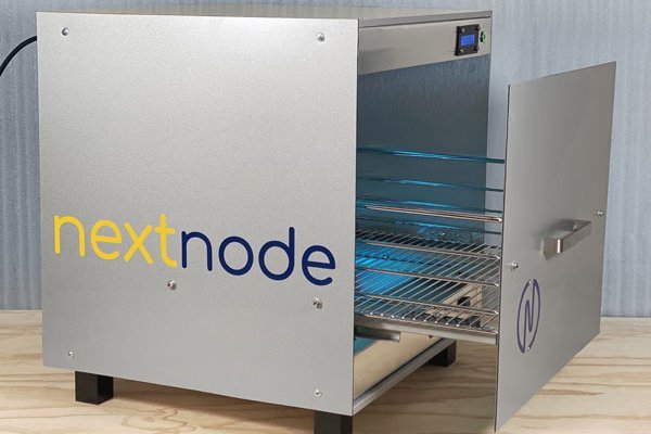 Caja sanitizadora “Next node”.