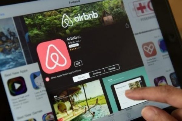 Airbnb reactiva sus planes para salir a Bolsa