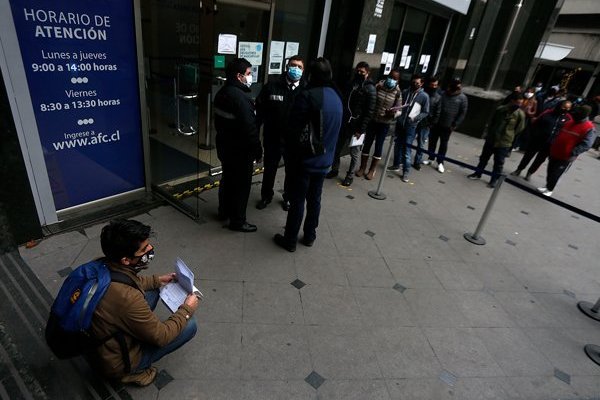 La tasa de desempleo se ubicó en 10,8% en julio, según el reporte de la UC. Foto: Agencia Uno