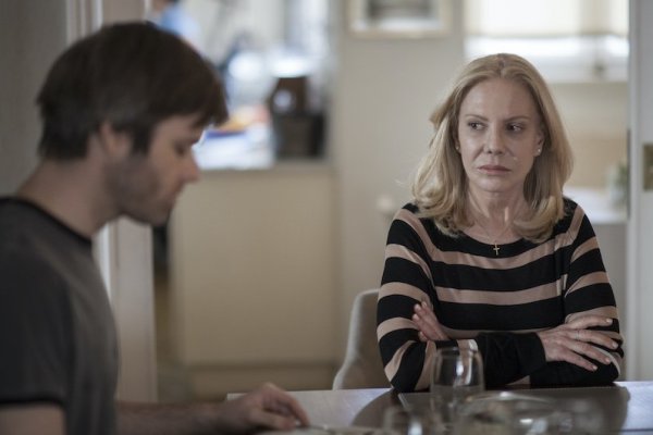 La actriz Cecilia Roth protagoniza Crímenes de familia, disponible en Netflix.