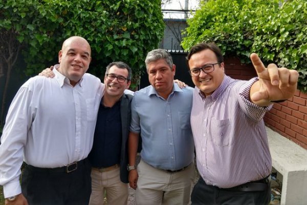 De izq. a derecha, Roberto Astete, Alejandro Castro, Patricio Cabezas y Cristián Olivares, co fundadores de Solubag.