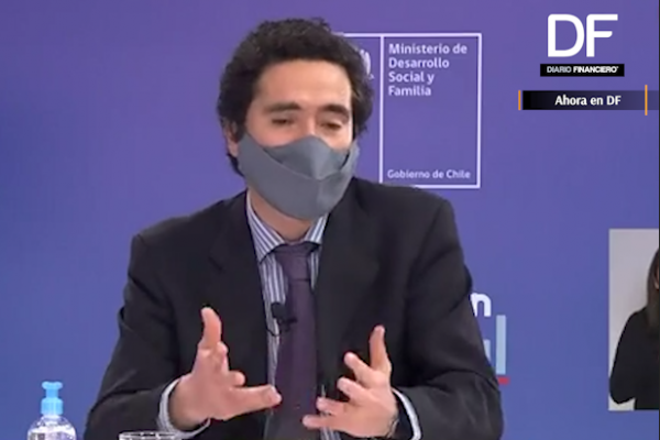 <p>Ahora en DF: Ministro Briones explica decisión de reajuste de 0$ real respecto al salario mínimo</p>