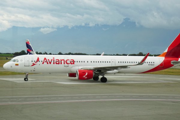 Aerolíneas colombianas piden trato igualitario luego de crédito a Avianca por parte del gobierno
