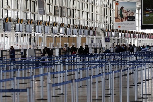 IATA pide a Chile "urgentemente" que considere levantar las restricciones fronterizas