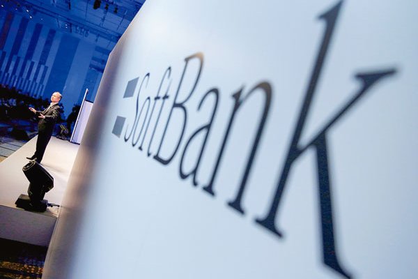 Softbank se desploma en bolsa tras su apuesta masiva para avivar rally tecnológico