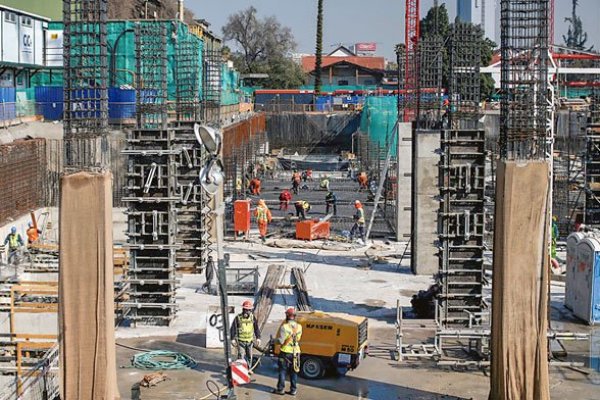 <p>Se moderó pesimismo del sector empresarial en agosto de la mano de la construcción y la minería</p>