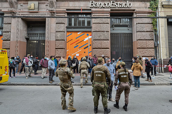 Sichel admite que ciberataque sustrajo información de BancoEstado