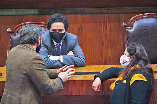 Hoy la Sala de la Cámara de Diputados abordará de nuevo el tema de salario mínimo. Foto: Agencia Uno