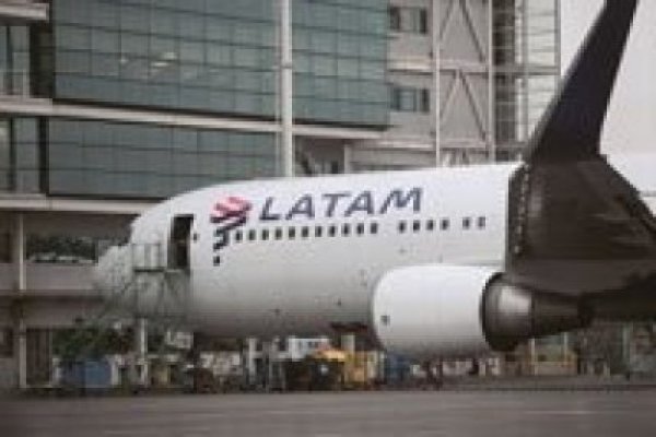 Latam posterga aumento de frecuencias a Punta Arenas por compleja situación sanitaria
