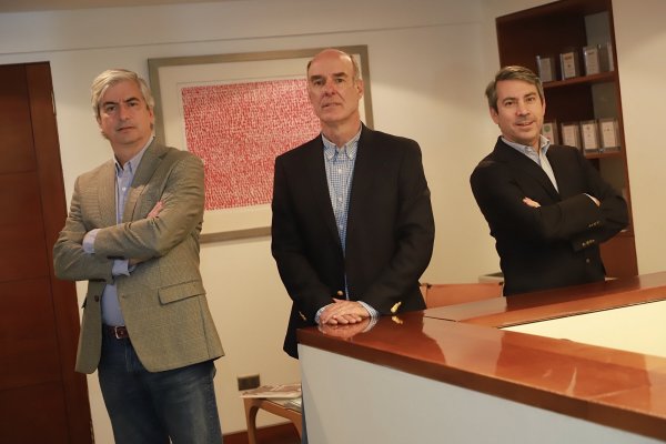 Cristián Mandiola, Jaime Barriga e Iván González, socios de Key Capital.