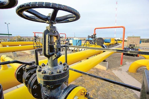 Las gestiones que activaron los envíos de gas argentino en medio del paro de camioneros