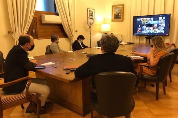 Hacienda identifica programas mal evaluados y Chile Vamos pide reasignar recursos