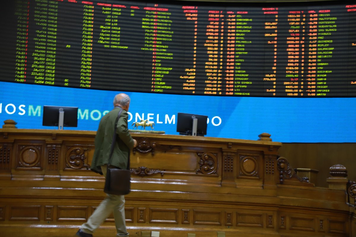 <p>Bolsa de Comercio de Santiago. Foto: Julio Castro </p>