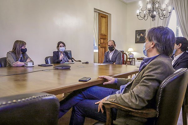 Nueve meses lleva la reforma de pensiones en el Senado, sin mayores avances. Foto: Agencia Uno