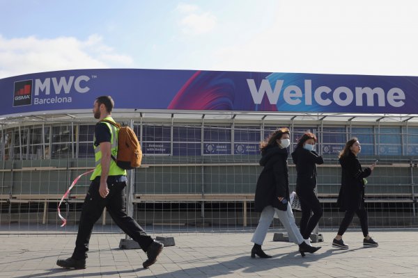 El MWC mueve a más de 100.000 asistentes cada año y genera unos 14.000 puestos de trabajo. Foto: Reuters