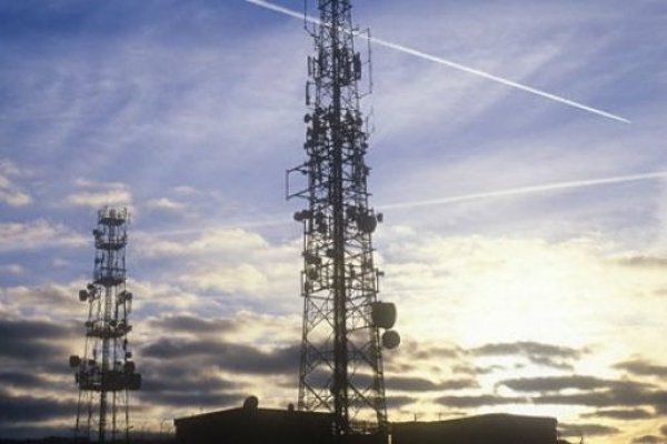Claro en Colombia entró al negocio del arriendo de torres para que otras compañías pongan antenas