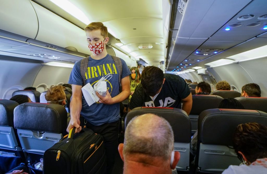 <p>Aerolínea revela que estudio de Harvard da cuenta que probabilidad de contraer covid-19 en vuelos es de menos del 1%</p>