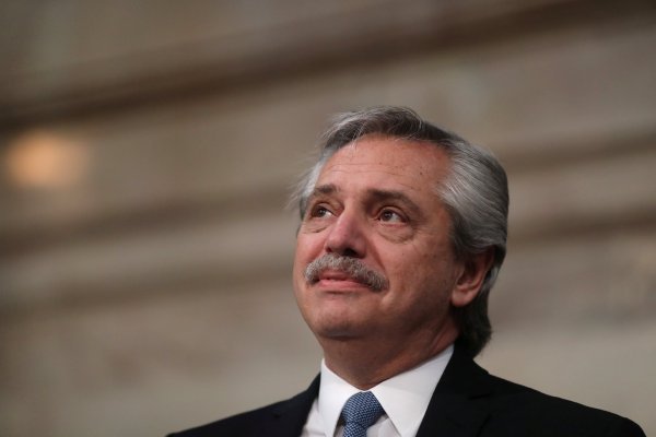 Mercado ve 70% de probabilidades de nuevo default de Argentina hacia final del actual gobierno