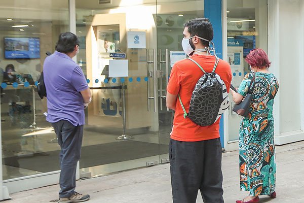 La reforma también busca simplificar los planes de salud y una mayor objetividad en los ajustes de precios. Foto: José Montenegro