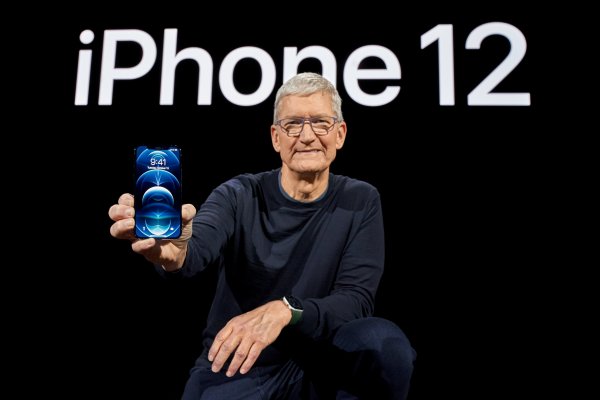 Apple lanza nuevo iPhone y llegaría en noviembre a Chile