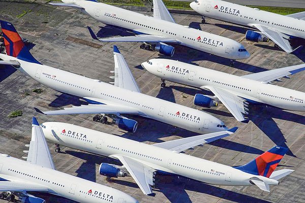 La aerolínea tiene previsto retrasar la entrega de 200 aeronaves este año. Foto: Reuters
