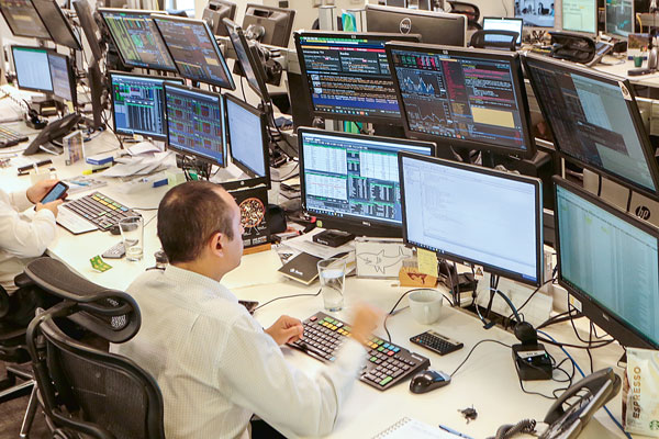 Inversionistas extranjeros frenan apuestas por el peso chileno antes del plebiscito