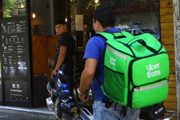 Uber Eats ya ha salido de países como Perú, Uruguay y Honduras. Foto: José Montenegro