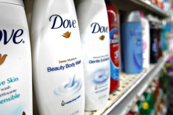 Los consumidores habían abandonado productos como desodorantes y productos de higiene personal a inicios de la pandemia. Foto: Archivo