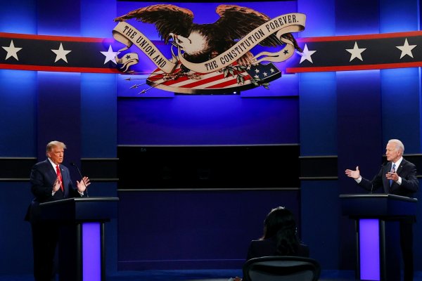 Coronavirus, salario mínimo y plan de estímulo: Las claves económicas del último y más tranquilo debate entre Biden y Trump