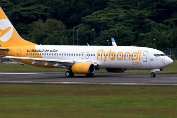 Flybondi tiene previsto reanudar sus vuelos el 5 de noviembre. Foto: Archivo