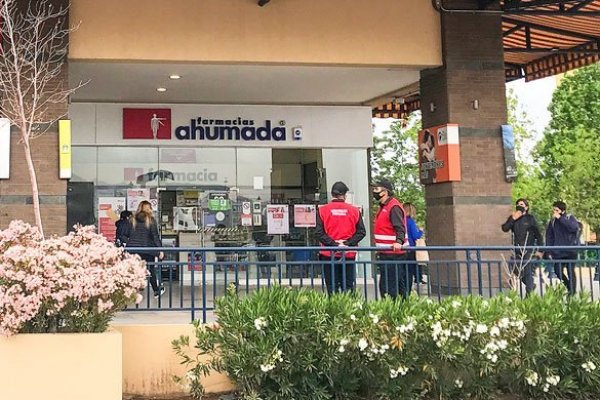 Matriz de Farmacias Ahumada lanza en Chile su servicio de salud que ofrece exámenes rápidos y chequeos a pacientes
