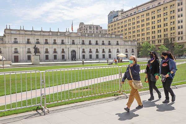 Gobierno retira veto a tutela para funcionarios públicos, pero apostará a una ley especial