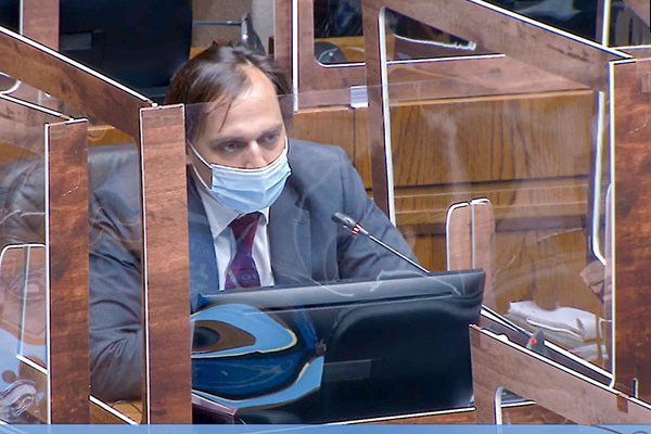 Tenso intercambio entre Dipres y Congreso marca inicio del trámite del Presupuesto en la mixta