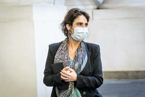 Ministra del Trabajo, María José Zaldívar expuso el proyecto ayer en la comisión de Trabajo de la Cámara. Foto: Agencia Uno