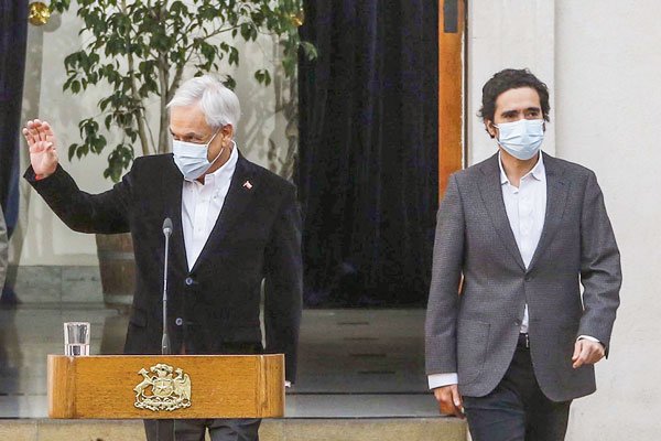 Piñera busca rentabilizar menor caída en septiembre y ya empieza a hablar de "recuperación" de la economía