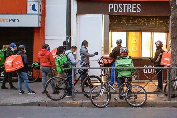 Para LyD, el rol de la plataforma es conectar a los trabajadores con los clientes, siendo una intermediaria. Foto: Julio Castro