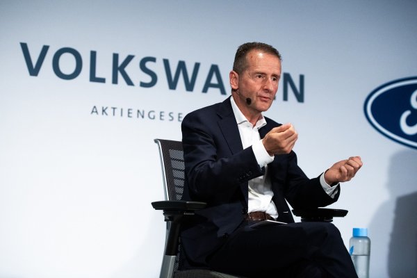 CEO de VW estima que Biden estaría más en sincronía con su estrategia por la electromovilidad