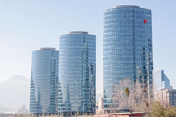Deloitte, EY y PwC relevan la necesidad que Chile implemente una ley de conglomerados financieros