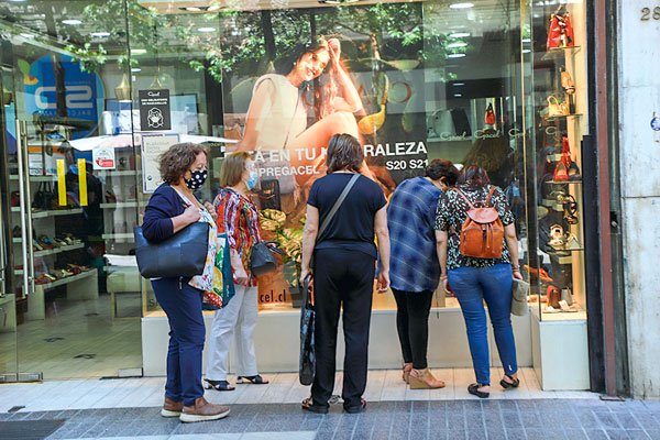 Mercado da por descontado un leve repunte de la economía durante octubre