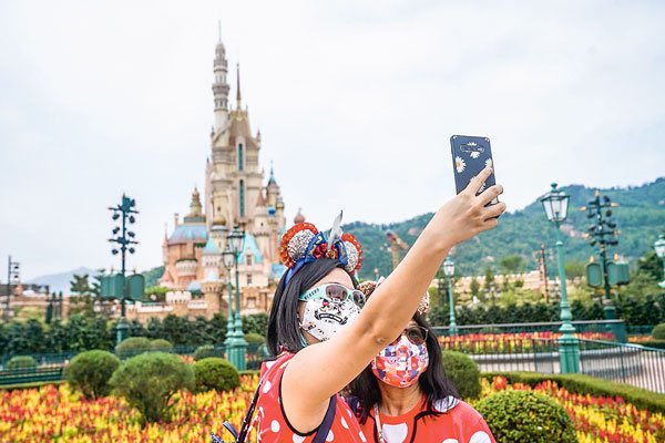 Ingresos de Disney superan expectativas a medida que comienza a salir de golpe de la pandemia