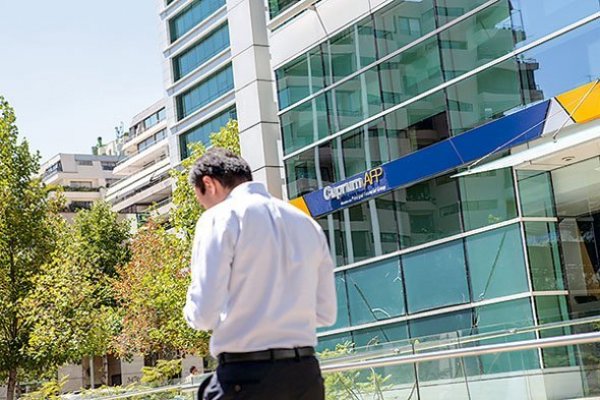 Justicia vuelve a llamar la atención a Dirección del Trabajo y le ordena calificar servicios mínimos de AFP Cuprum