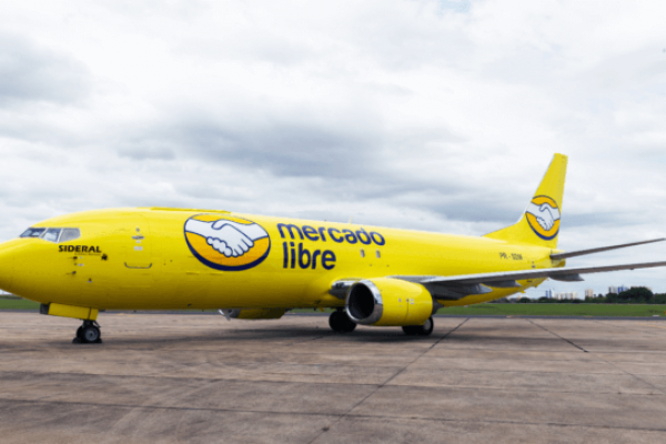 El avión de Mercado Libre emprende el vuelo por Latinoamérica, pero llegada a Chile dependerá de cómo evolucione la demanda