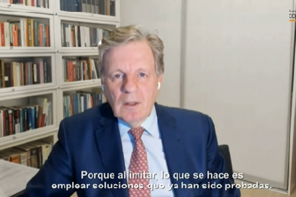 Ex primer ministro de Finlandia: “Chile debe aumentar su inversión en I+D a 1% en dos o tres años”