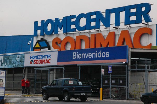 Venta de la cadena Sodimac en Argentina ya tendría tres interesados