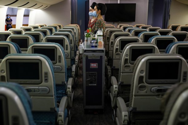 IATA advierte que aerolíneas perderán más de US$ 157 mil millones entre 2020 y 2021 y pide a los gobiernos cambiar régimen de cuarentena